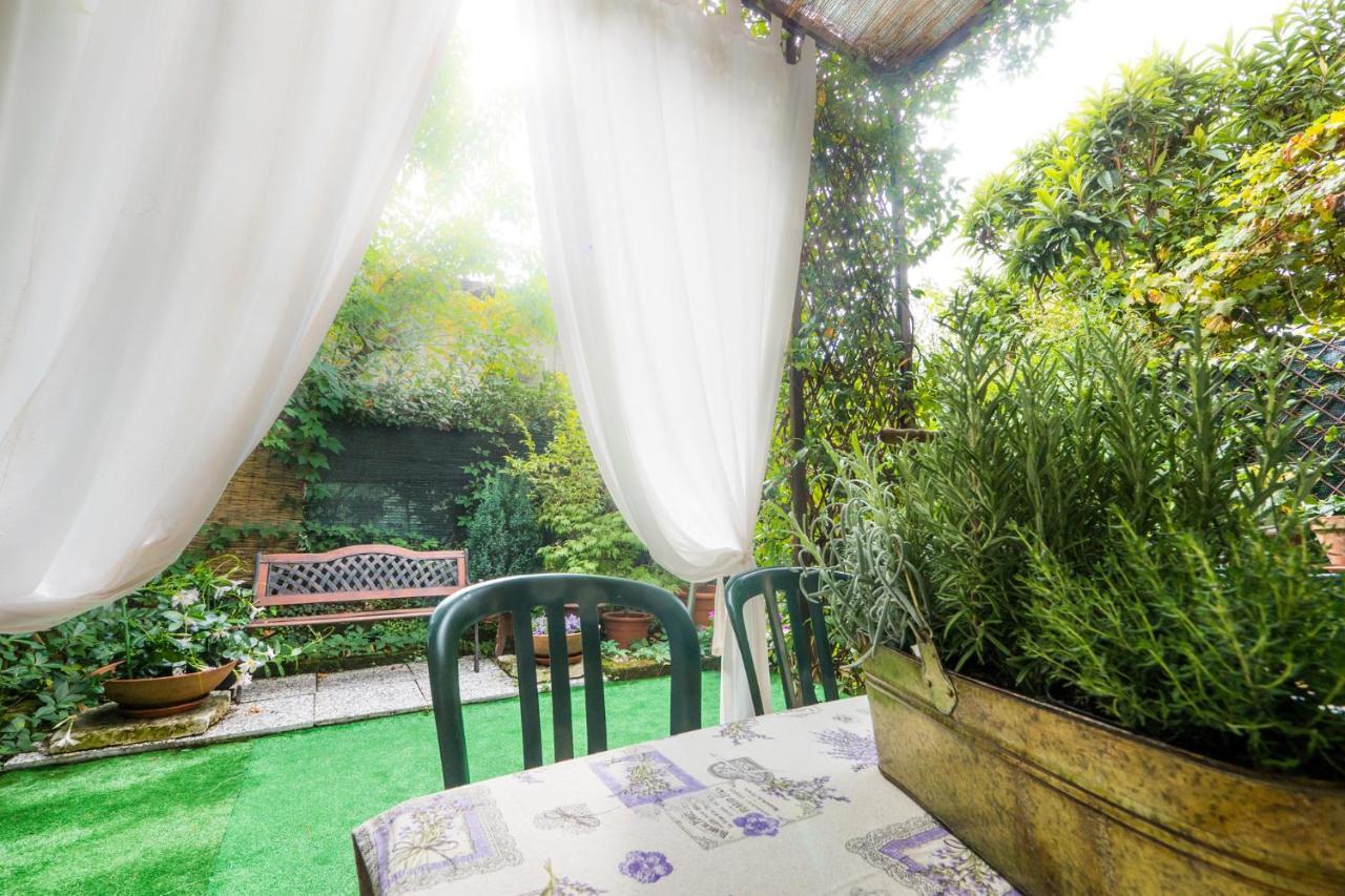 Garden Sweet House Desenzano Apartment Desenzano del Garda Bagian luar foto