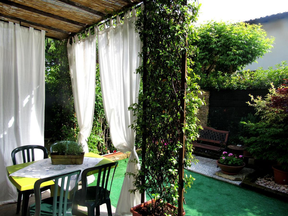 Garden Sweet House Desenzano Apartment Desenzano del Garda Bagian luar foto