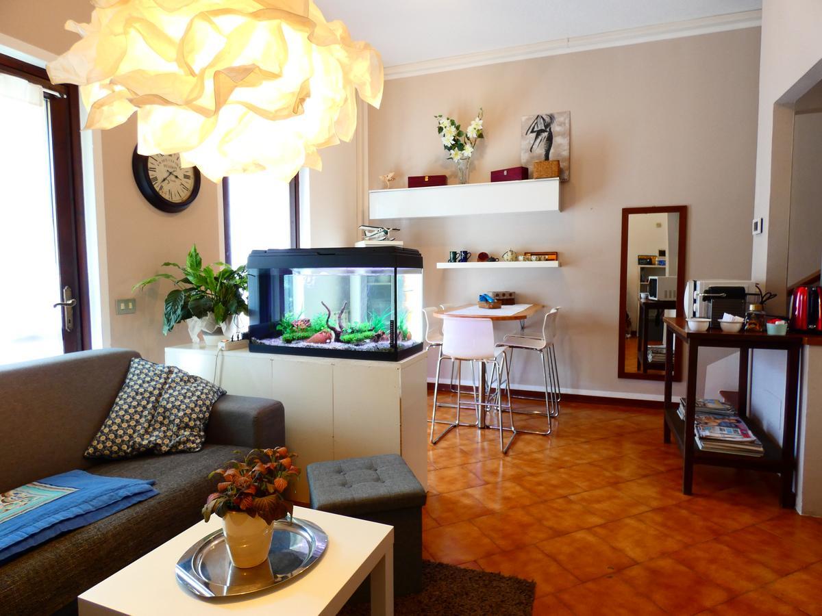 Garden Sweet House Desenzano Apartment Desenzano del Garda Bagian luar foto