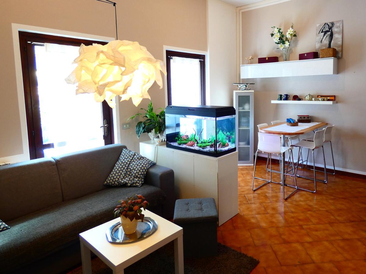 Garden Sweet House Desenzano Apartment Desenzano del Garda Bagian luar foto